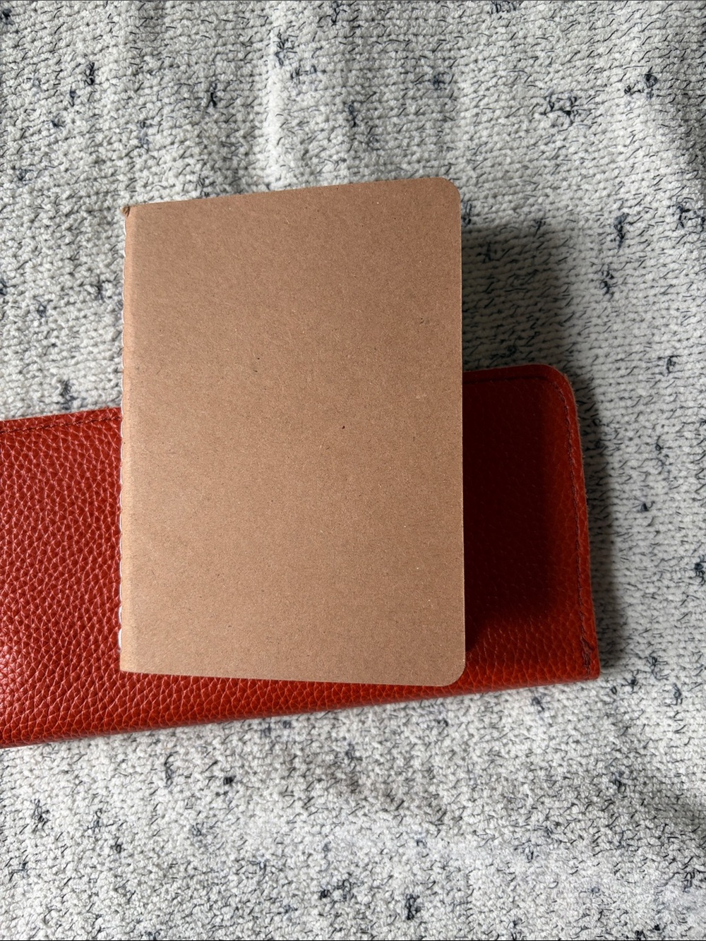 PLG • Koi Bifold Leather Wallet - Picture 6 of 6
